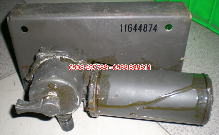 Mô tơ gạt nước Irad